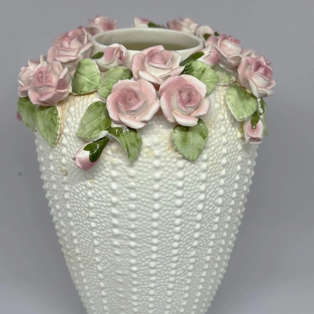 Jolie Fleurs Bone China Vase